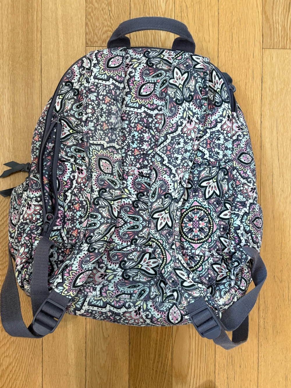 Vera Bradley Campus Backpack Bonbon Medallion Pattern Grey Pink Quilted Travel - Picture 3 of 15